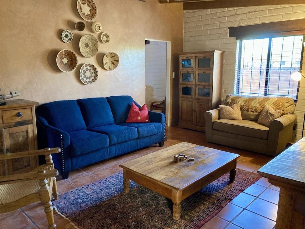Casa Azul - Cute Centrally Located Adobe With Large Fenced Outdoor Living For Pets And Adults, Non-Smoking Tucson Ngoại thất bức ảnh