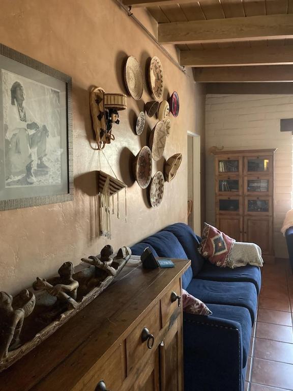Casa Azul - Cute Centrally Located Adobe With Large Fenced Outdoor Living For Pets And Adults, Non-Smoking Tucson Ngoại thất bức ảnh
